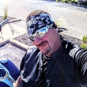 Meet your Posher, Brian d